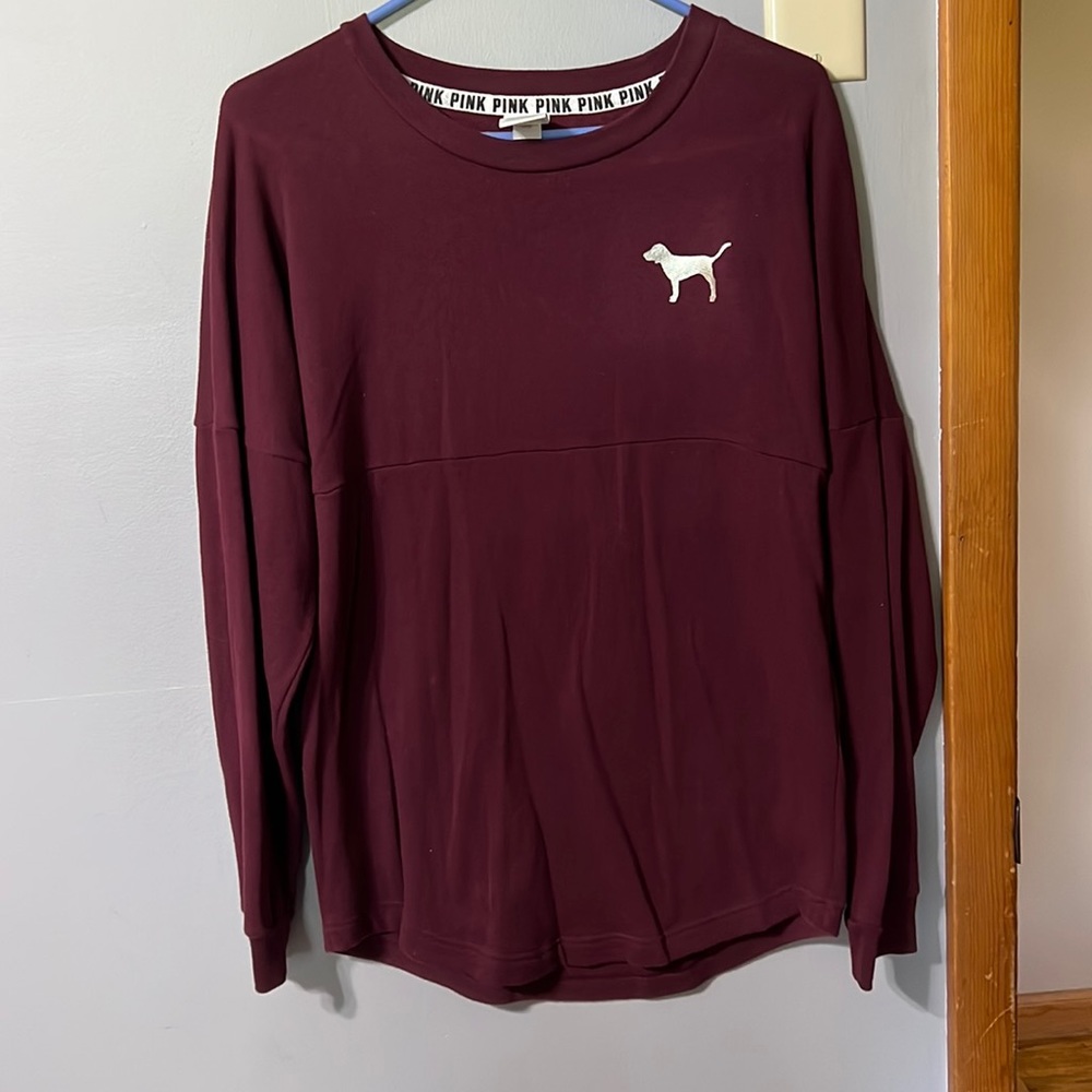 Long sleeve Pink sweatshirt tunic. Maroon with gold lettering.